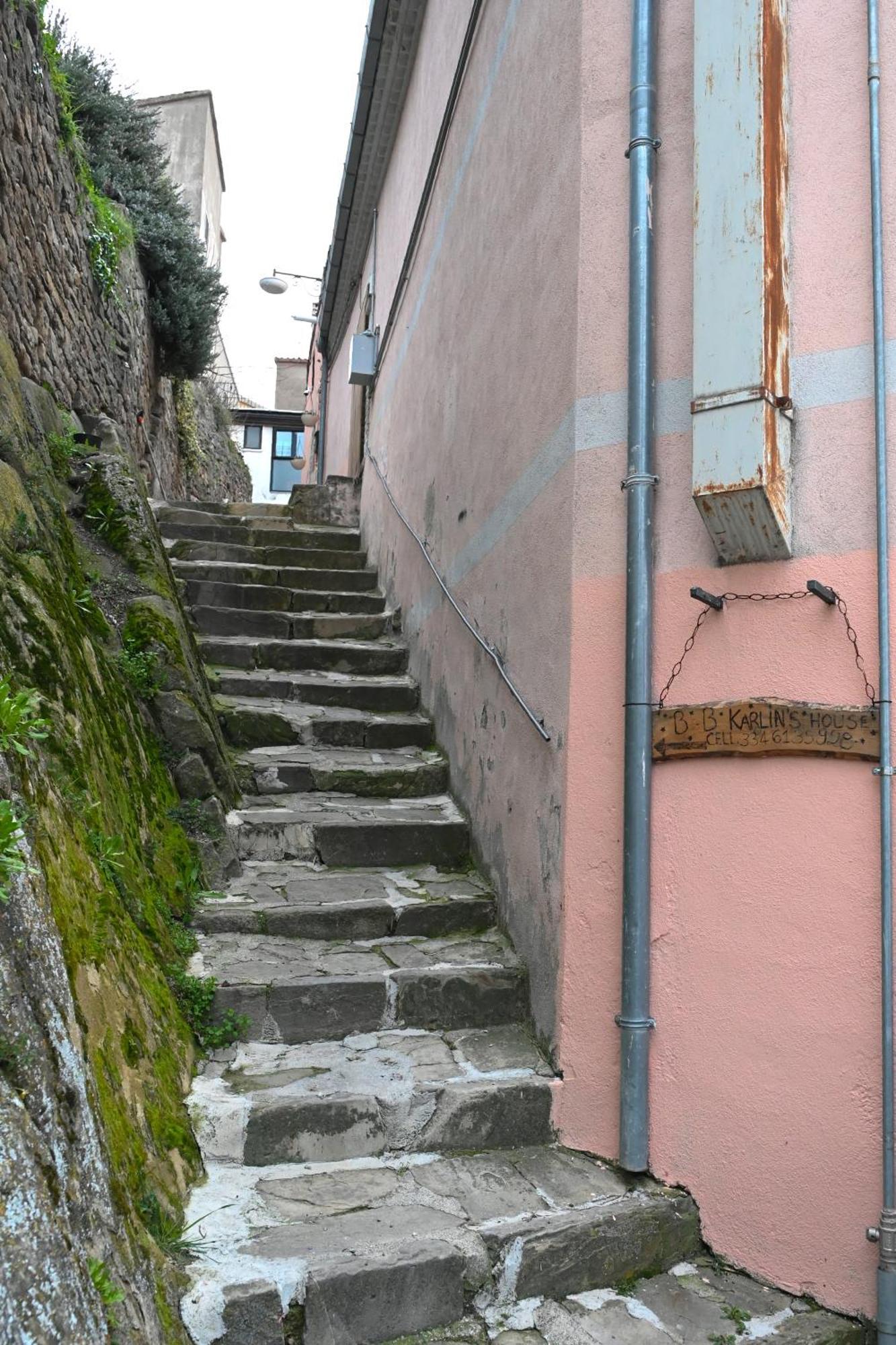 Karlin'S House Anzi - Albergo Diffuso Exterior photo