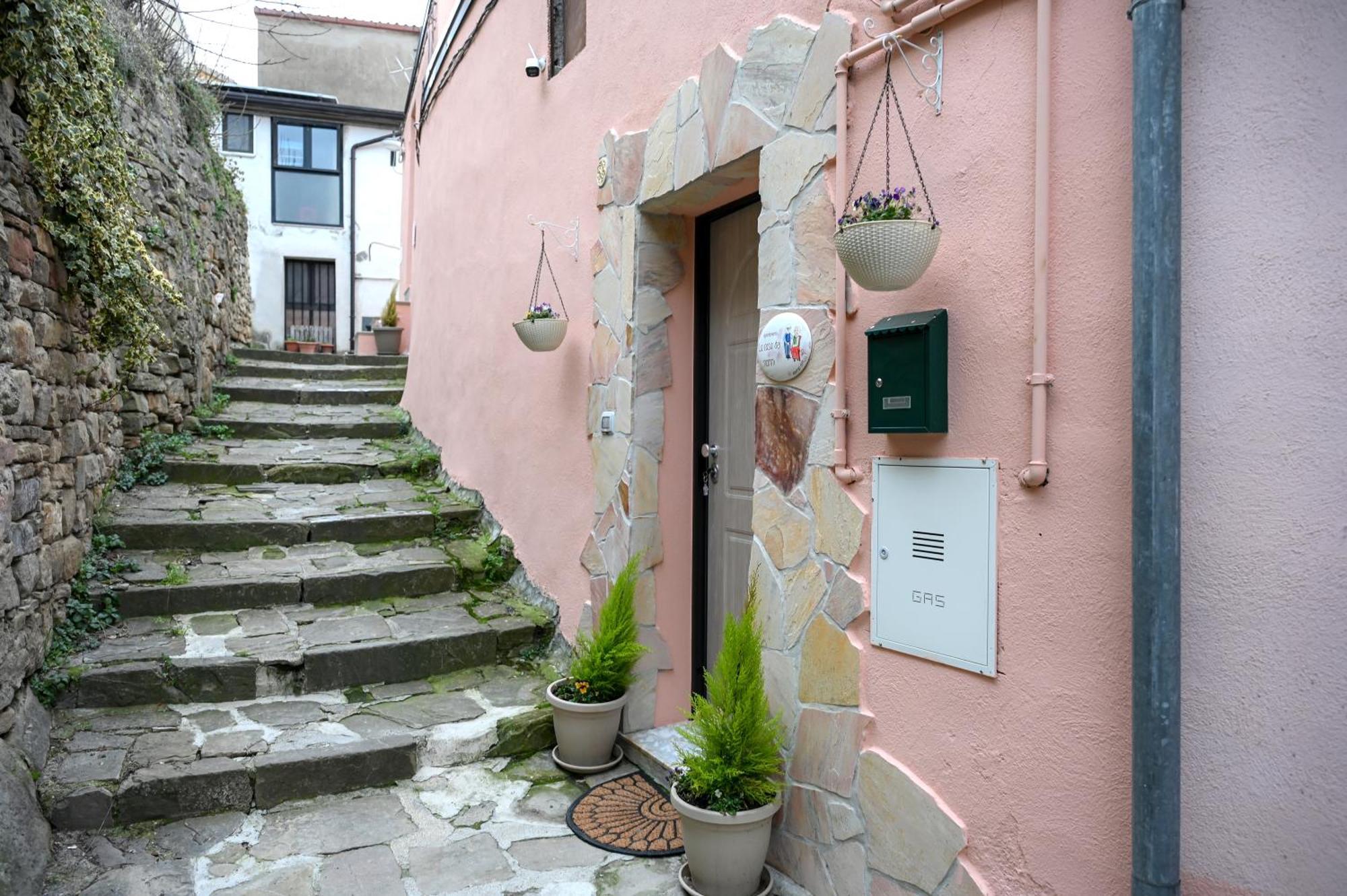 Karlin'S House Anzi - Albergo Diffuso Exterior photo
