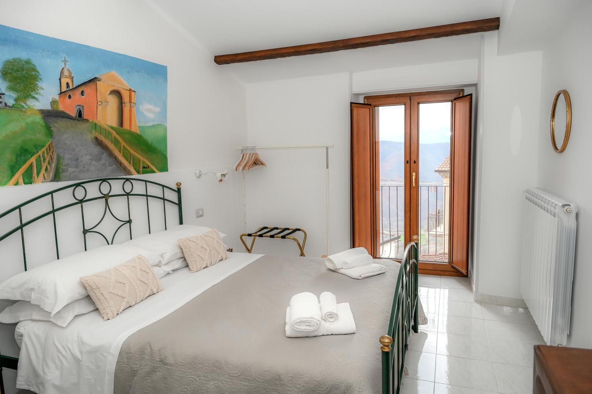 Karlin'S House Anzi - Albergo Diffuso Exterior photo